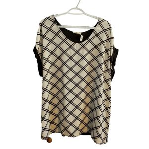 Emily &‎ Joe New Black & White  Lightweight Blouse Size 2X New